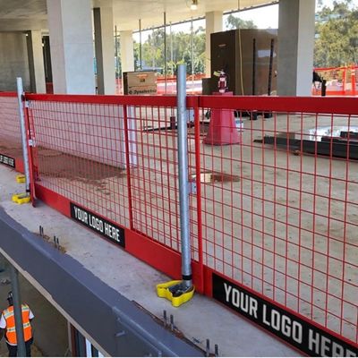 Barrière de protection des bords à base large : stabilité accrue, empêche le basculement en cas de vent