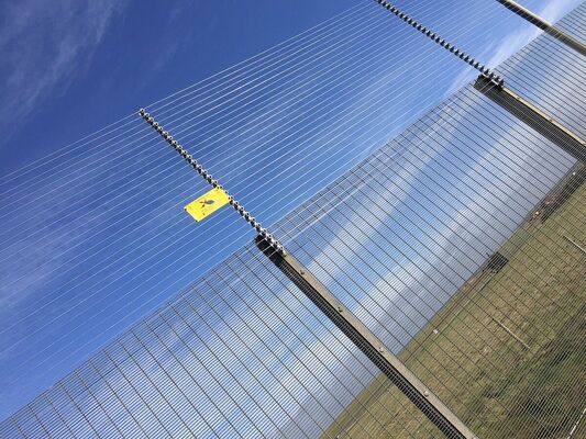 Clôture électrique de sécurité toutes saisons à faible entretien et anticorrosion