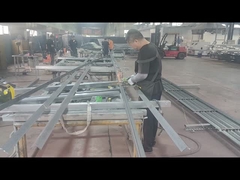 Le tube du cadre est en cours de soudure