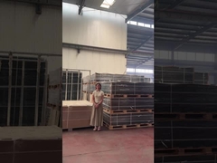 Clôture anti-escalade, pointes de sécurité sur le dessus du mur